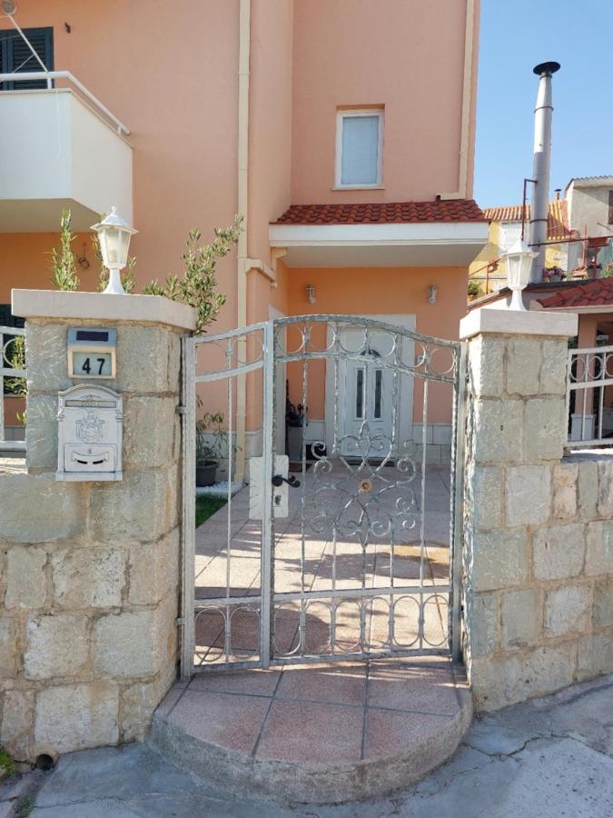 Apartments Maris Vranjic Exterior photo