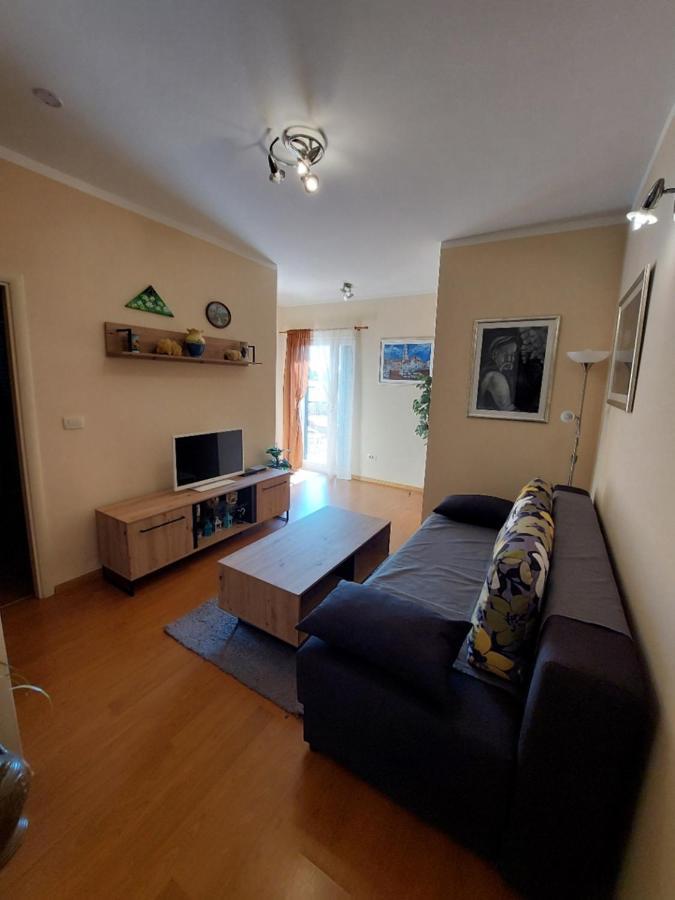 Apartments Maris Vranjic Exterior photo
